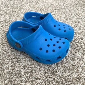Size 8 / Toddler Boy Crocs Sandals